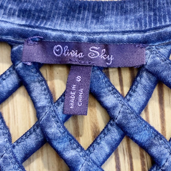 Olivia Sky Lattice Triangle Back Open Cardigan - Picture 4 of 6